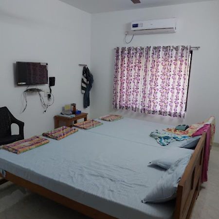 Bapat Niwas Home Stay 甘帕普拉 外观 照片