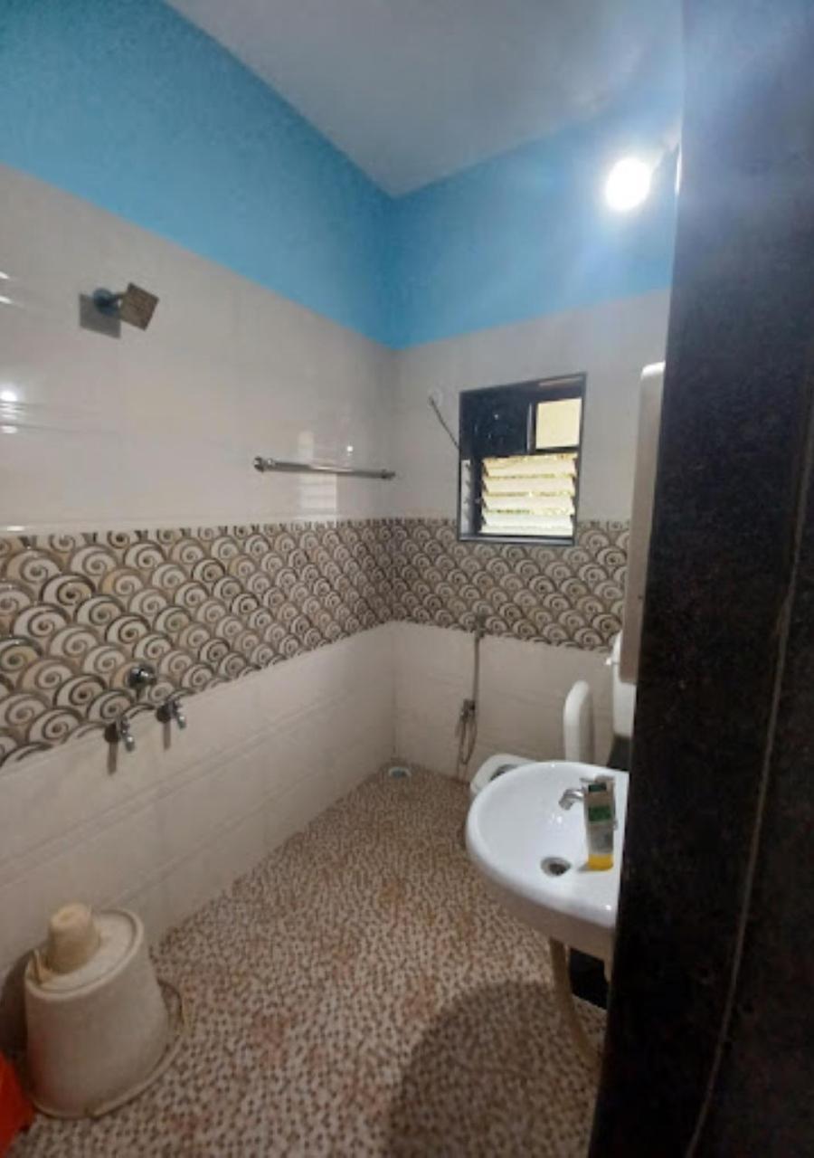 Bapat Niwas Home Stay 甘帕普拉 外观 照片